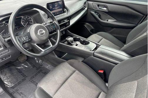 Everest White Pearl 2024 Nissan Rogue SV