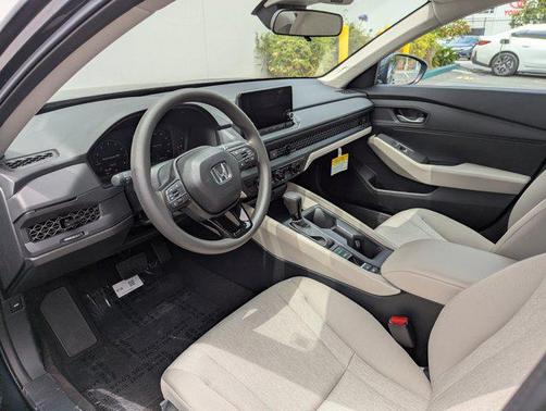 2025 Honda Accord LX 1.5T