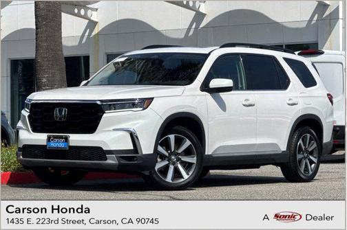 Platinum White Pearl 2025 Honda Pilot Touring 8-Passenger