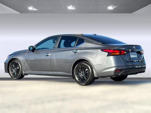 2025 Nissan Altima S FWD