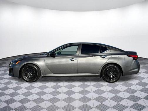 2025 Nissan Altima S FWD