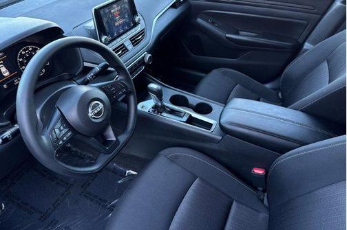 2025 Nissan Altima S FWD