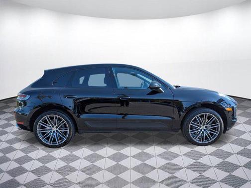 2020 Porsche Macan Base