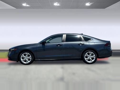 Crystal Black Pearl 2025 Honda Accord LX 1.5T