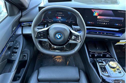 2024 BMW i5 eDrive40