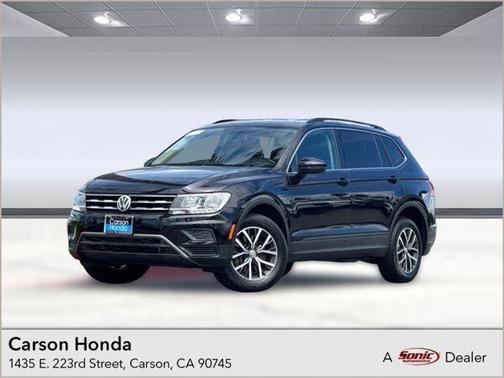 Deep Black Pearl 2019 Volkswagen Tiguan 2.0T SE