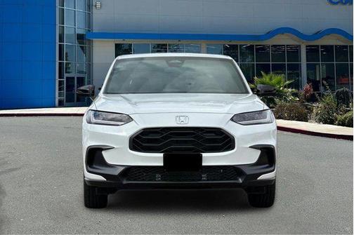 Platinum White Pearl 2027 Honda HR-V Sport