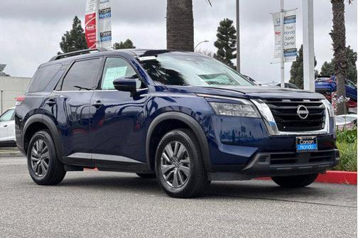 2024 Nissan Pathfinder SV FWD