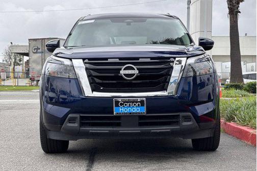 2024 Nissan Pathfinder SV FWD