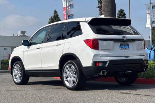 Platinum White Pearl 2024 Honda Passport AWD EX-L