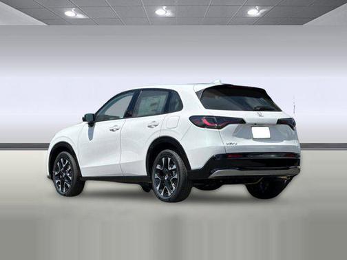 Frostline White Pearl 2026 Honda HR-V EX-L