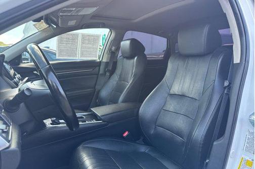 Platinum White Pearl 2021 Honda Accord EX-L 1.5T