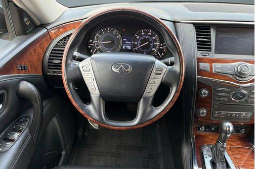 2017 INFINITI QX80 Base