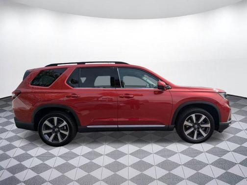 2025 Honda Pilot Touring 8-Passenger
