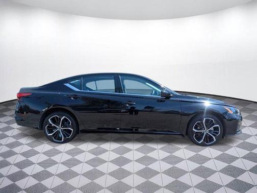 2024 Nissan Altima SR Intelligent AWD