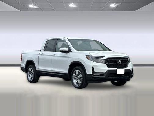 Platinum White Pearl 2026 Honda Ridgeline RTL