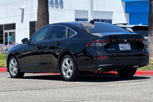 Crystal Black Pearl 2024 Honda Accord LX 1.5T