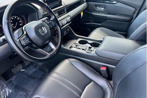2023 Honda Pilot AWD TrailSport