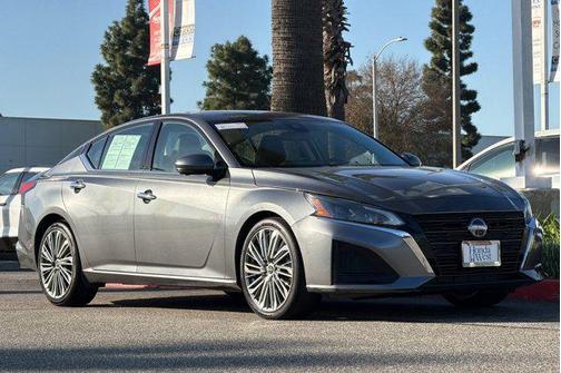 2023 Nissan Altima 2.5 SL