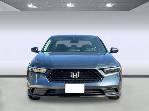 2025 Honda Accord LX 1.5T