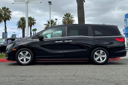 Crystal Black Pearl 2019 Honda Odyssey EX-L