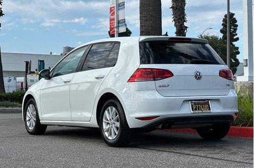 2016 Volkswagen Golf TSI S 4-Door