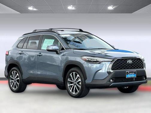 2024 Toyota Corolla Cross XLE