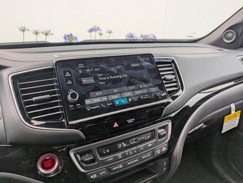 2025 Honda Ridgeline Black