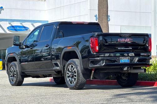 Onyx Black 2023 GMC Sierra 2500 AT4