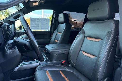 Onyx Black 2023 GMC Sierra 2500 AT4