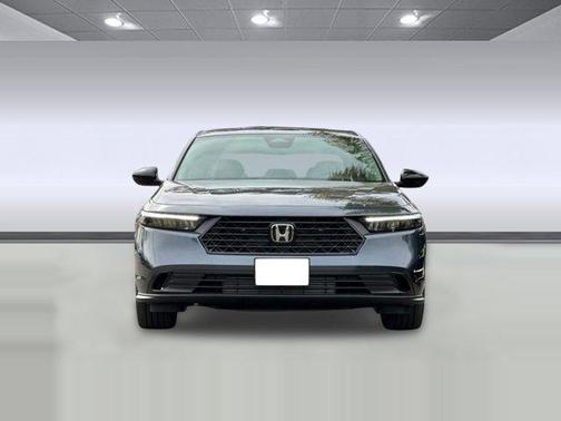 Meteorite Gray Metallic 2026 Honda Accord SE