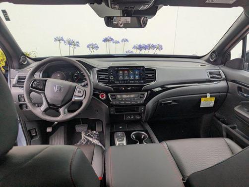 2025 Honda Ridgeline Black