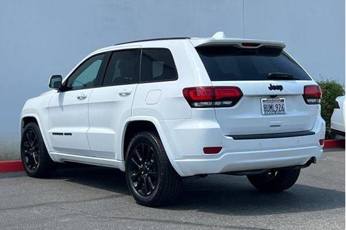 2021 Jeep Grand Cherokee Laredo