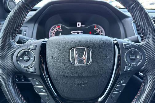 Sonic Gray Pearl 2023 Honda Ridgeline Black