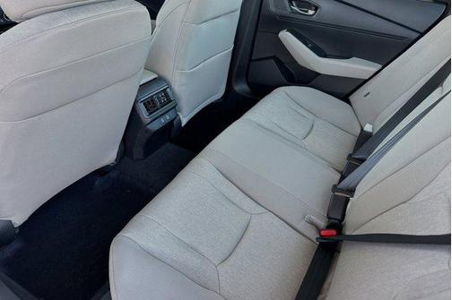 2025 Honda Accord LX 1.5T