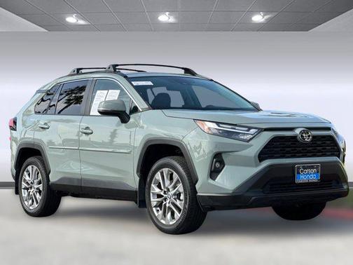 2023 Toyota RAV4 XLE Premium