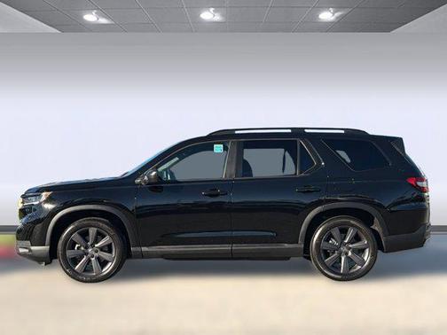 2023 Honda Pilot 2WD Sport