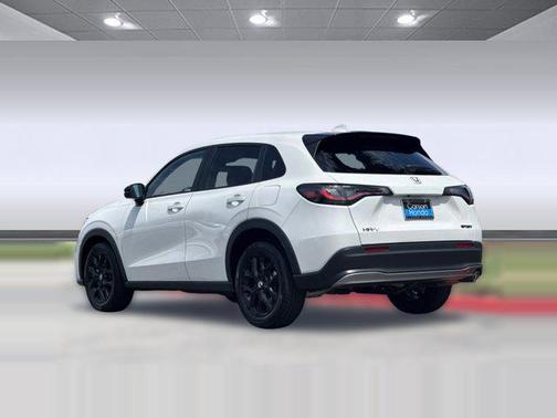 Platinum White Pearl 2024 Honda HR-V AWD Sport