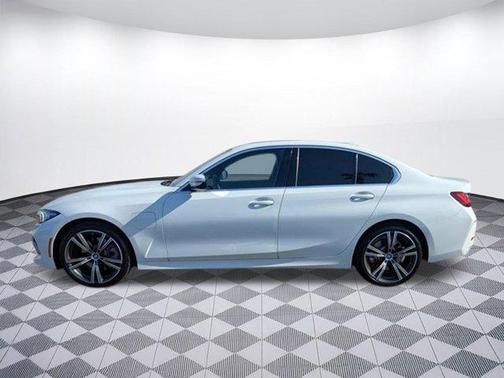 2024 BMW 330e Base
