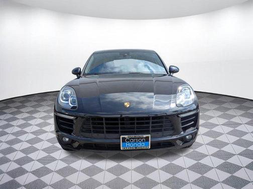 2018 Porsche Macan Base