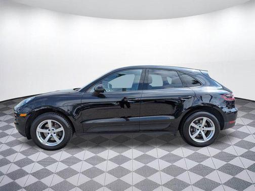2018 Porsche Macan Base