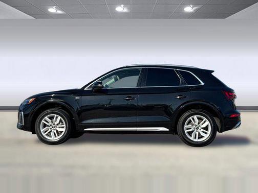 2022 Audi Q5 45 S line Premium