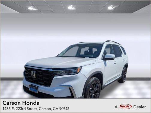 2025 Honda Pilot Touring 8-Passenger