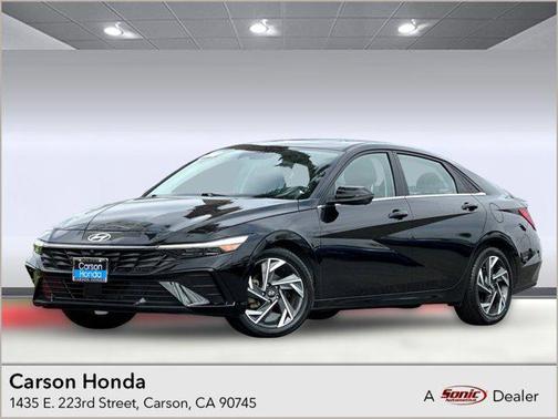 2024 Hyundai ELANTRA Limited