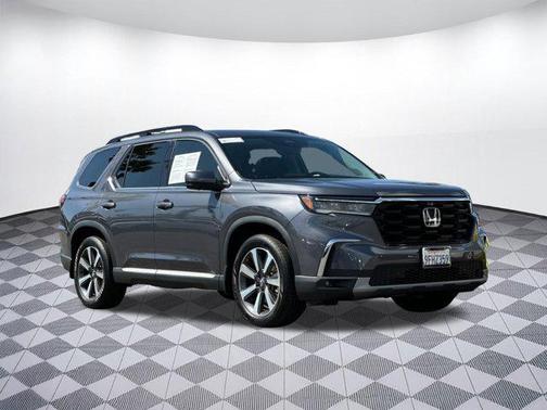 2023 Honda Pilot AWD Elite