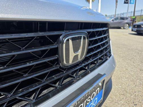 2025 Honda Accord LX 1.5T