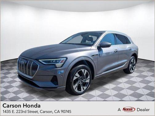 2021 Audi e-tron Premium Plus