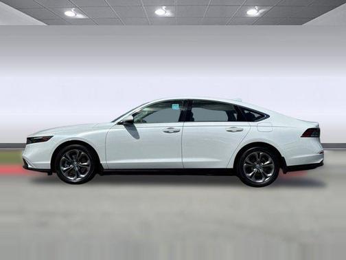 Platinum White Pearl 2023 Honda Accord Hybrid EX-L
