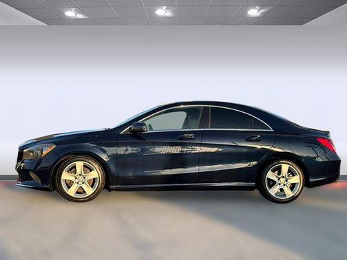 2017 Mercedes-Benz CLA 250 Base