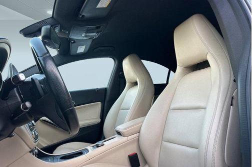 2017 Mercedes-Benz CLA 250 Base